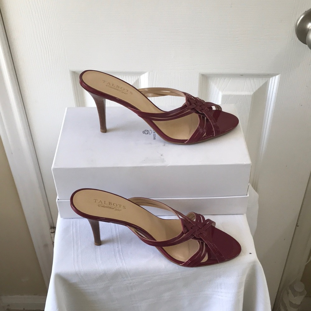 New! Talbots patent leather strappy sandals!
